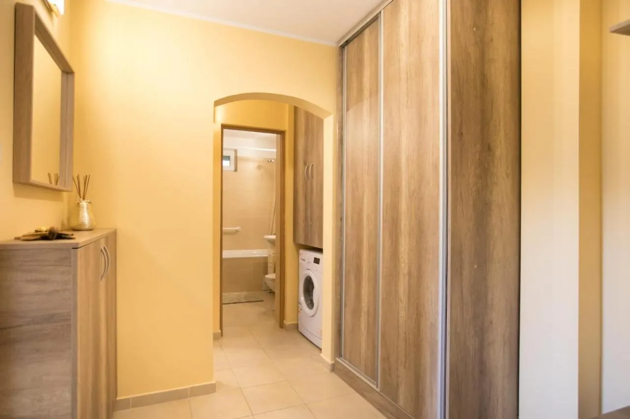 Golden Apartment Baneasa Bükreş Romanya
